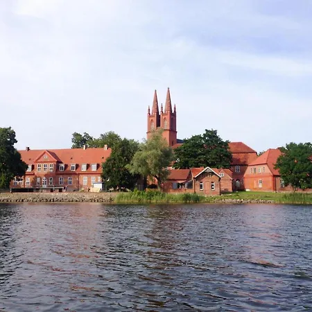 Ferienhaus Wiesenblick In *